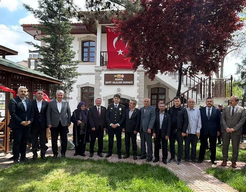 Konya İl Emniyet Müdürü Koç'tan. Anneler gününde anlamlı ziyaret 