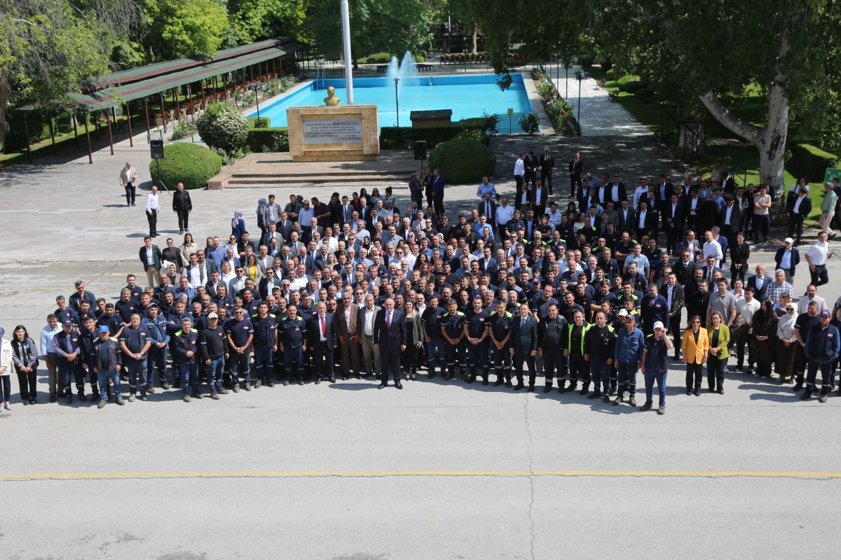 Konya Şeker Ailesi Bayramlaştı 