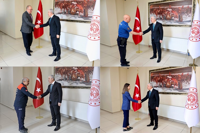 Vali Akın Personelin Bayramını Kutladı
