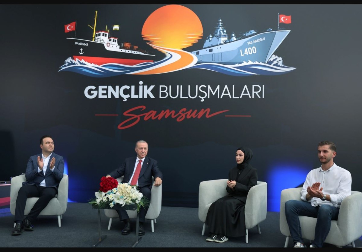 Cumhurbaşkanı Erdoğan: Geleceğin Türkiyesi'ni gençler hazırlayacak