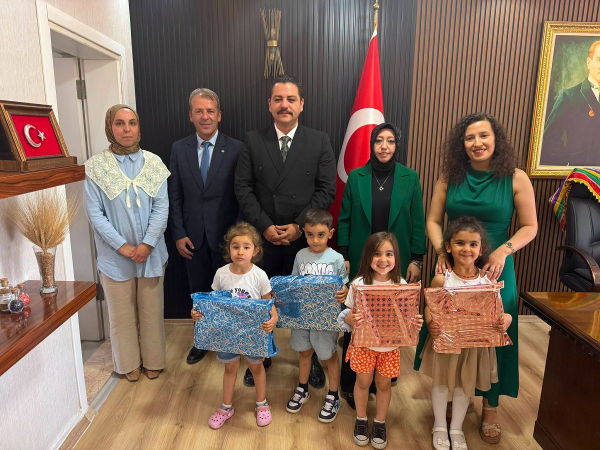 Minik Yazarlardan Kaymakam Taşavlı’ya Anlamlı Ziyaret