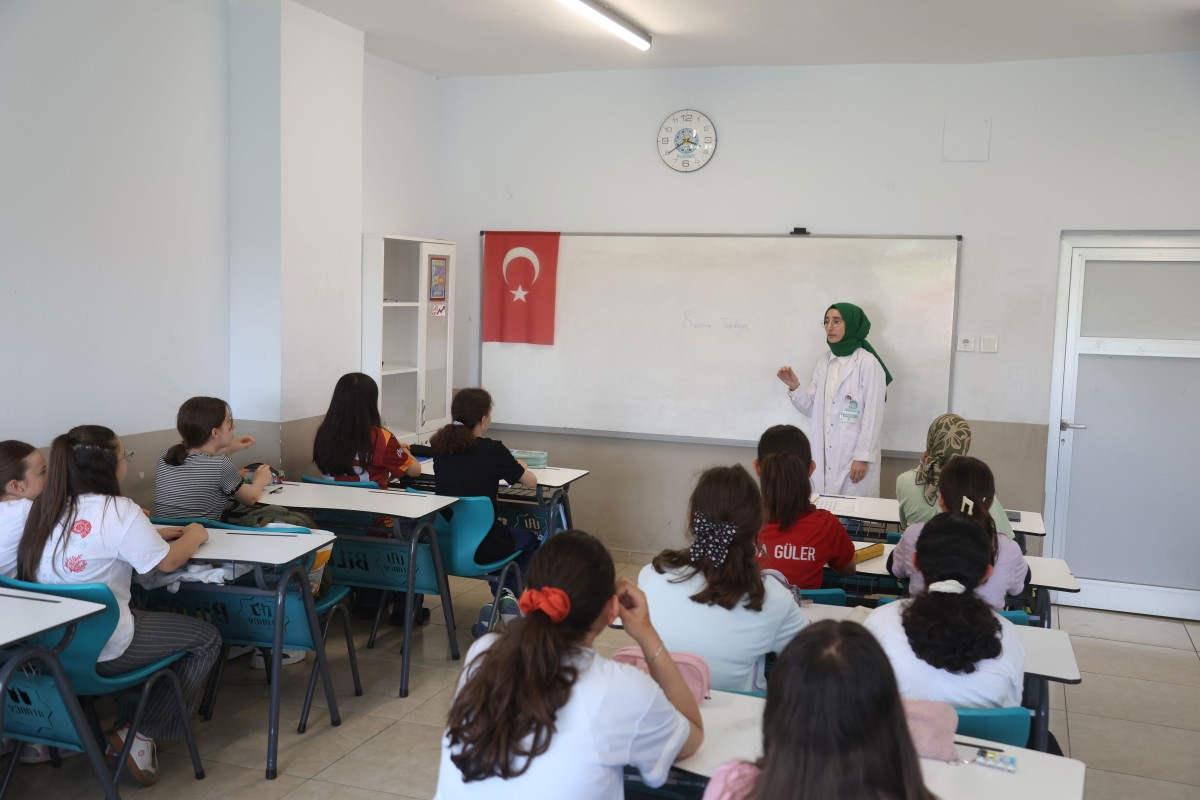 Başkan Altay: “Bu Yaz Bilgehanelerde 10.500 Öğrencimizi Ağırlıyoruz”