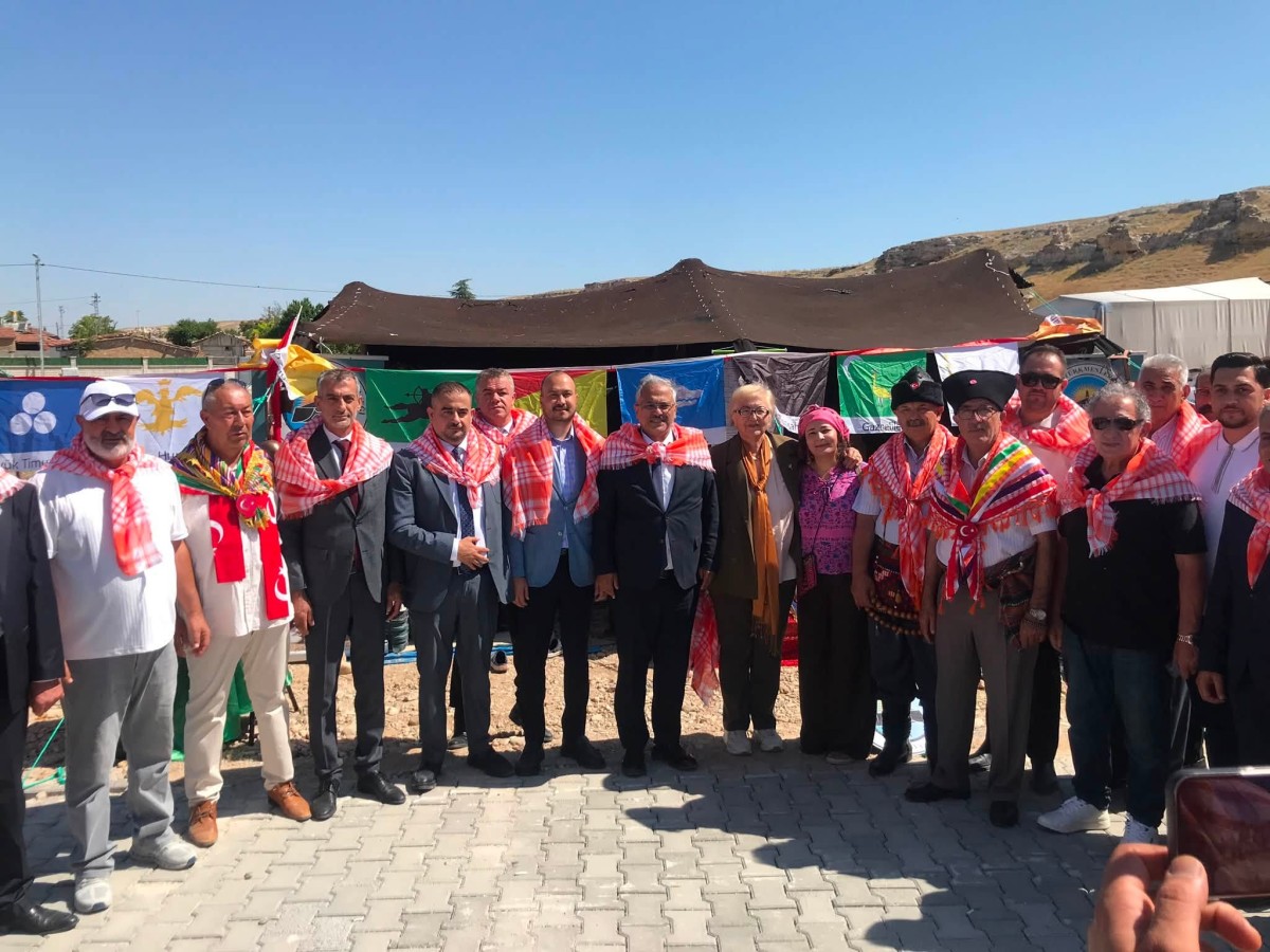 MHP İl Başkanlığı Heyetinden Saçıkara Yörük Şöleni’ne Çıkarma